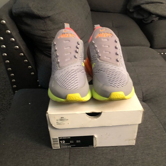 Air Max 270 - Picture 3 of 5